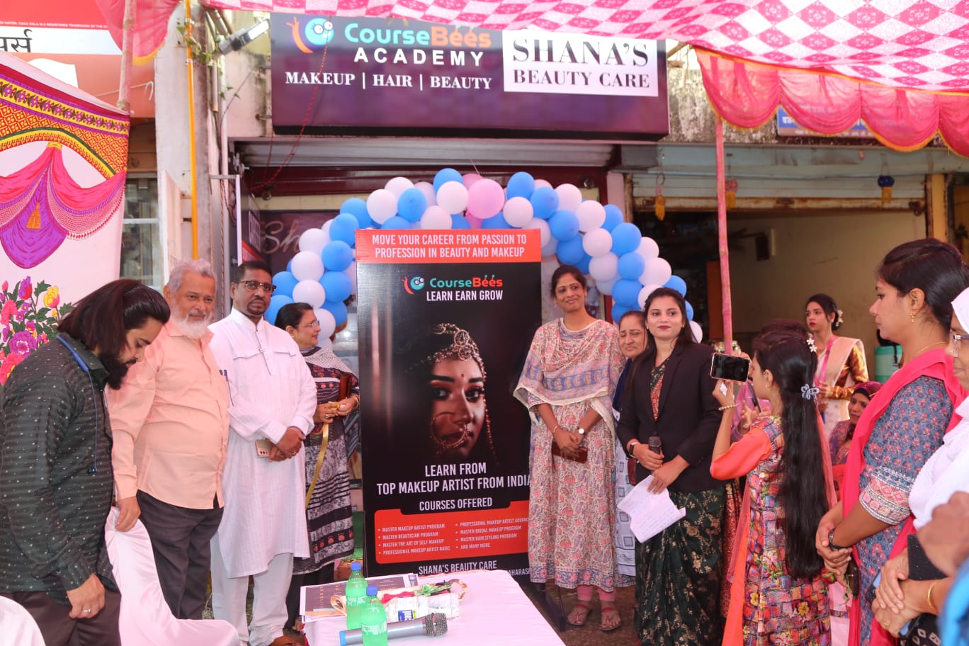 कोर्स बीस मेकअप अकेडमी का पहला सेंटर रत्नागिरी (महाराष्ट्र )में खुला